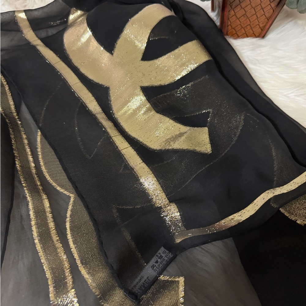 Chanel Luxurious Black and Gold Scarf. - Picture 11 of 13